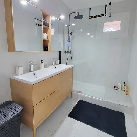 Bright Flat In Saint-raphael Apartment Saint-Raphael (Var)
