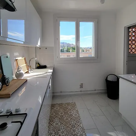 Apartment Bright Flat In Saint-raphael Saint-Raphael (Var)